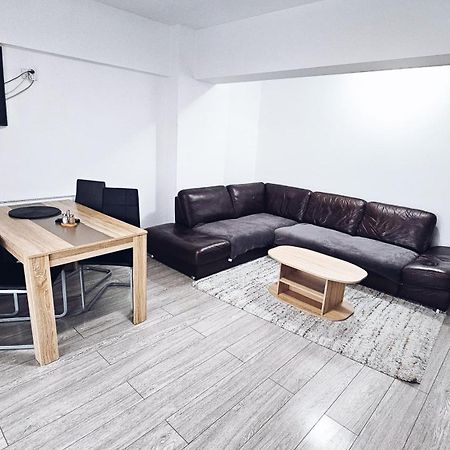 Apartament Dem Radulescu 3 Camere! Râmnicu Vâlcea Eksteriør bilde