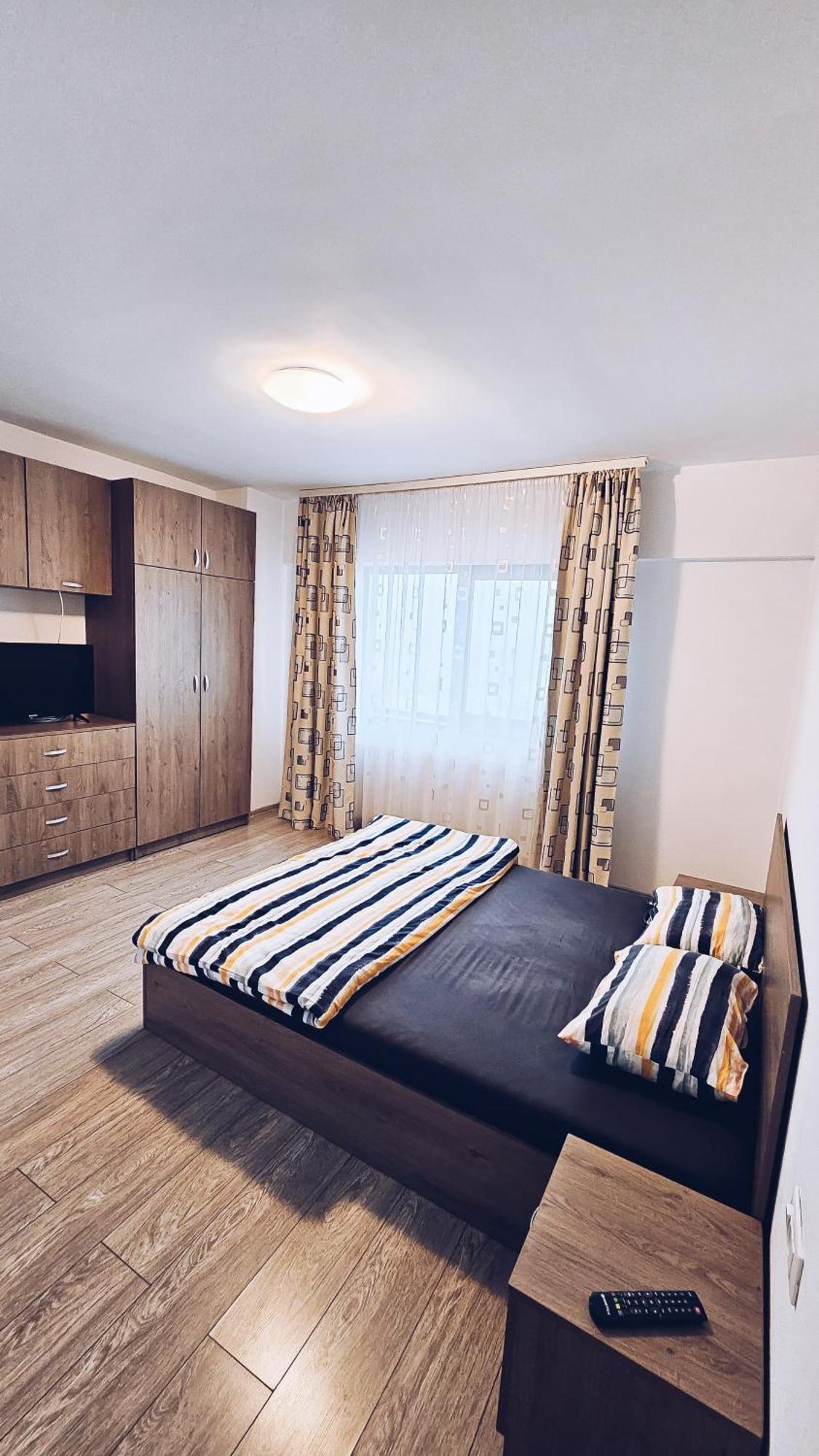 Apartament Dem Radulescu 3 Camere! Râmnicu Vâlcea Eksteriør bilde