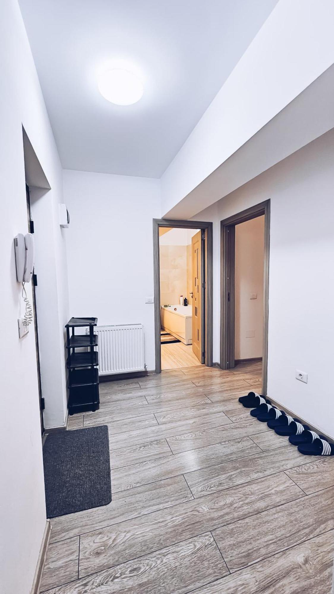 Apartament Dem Radulescu 3 Camere! Râmnicu Vâlcea Eksteriør bilde